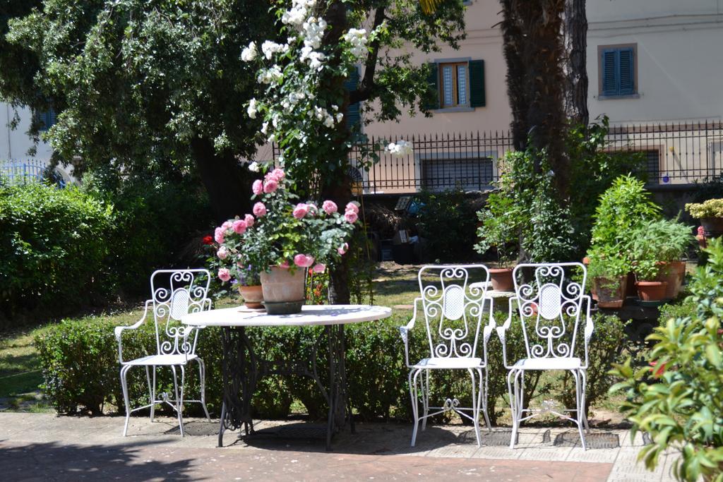 Cosetta Guest House Чертальдо Номер фото